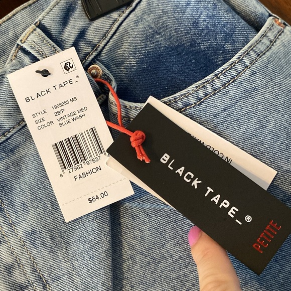 Bran new Black Tape high waisted medium Wash jean shorts with rolled cuff 😍😍😍 - Picture 5 of 8